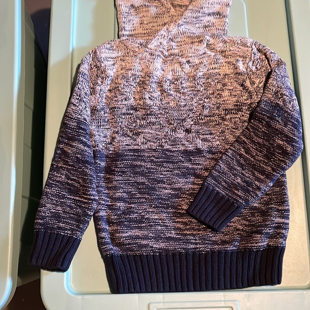 Boys sweater - Picture 4 of 4